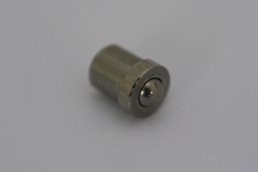 走芯式複合加工小尺寸彈跳珠 - 案例五