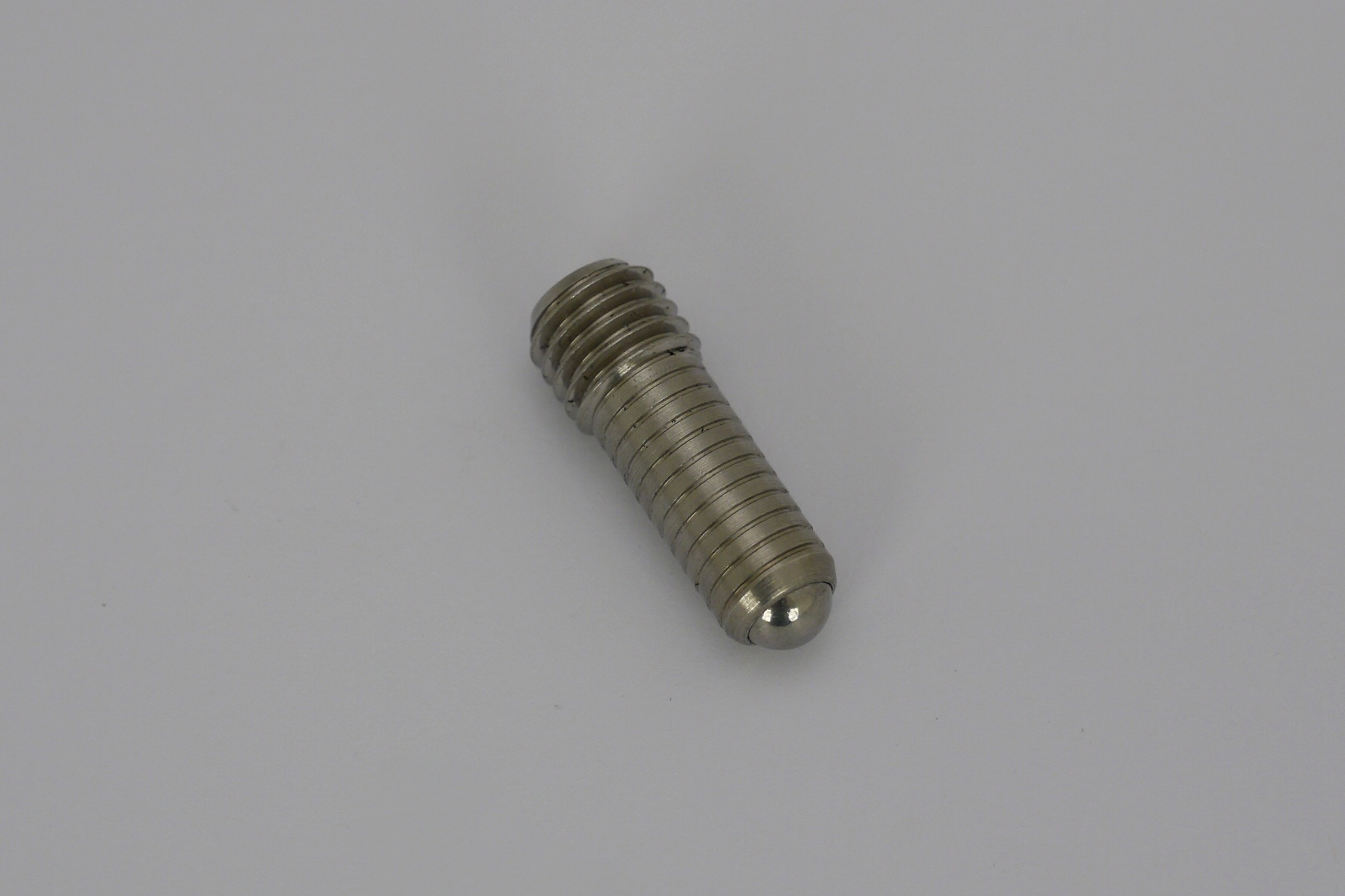 量產定位珠螺絲成品實績 - 案例九